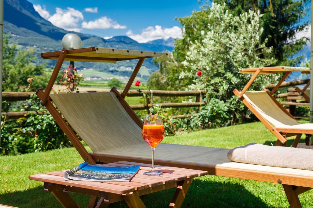 Hotel Girlanerhof Appiano Sulla Strada Del Vino Dış mekan fotoğraf